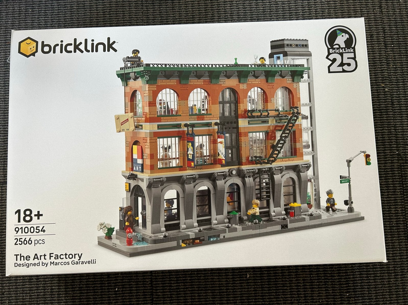 Lego  910054 The Art Factory - modular in zeer nette staat., Ophalen of Verzenden, Zo goed als nieuw, Overige merken