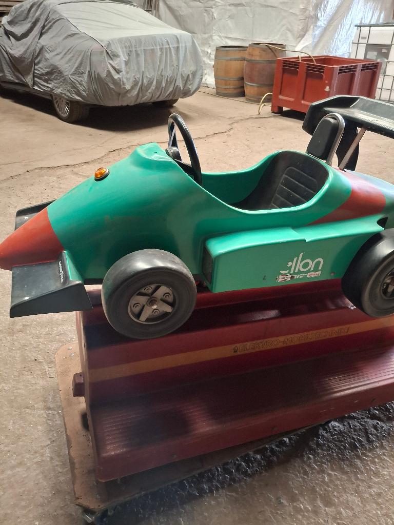 benetton kermis/winkel attractie auto inworp € 1,00 ,z fotos, Ophalen, Zo goed als nieuw