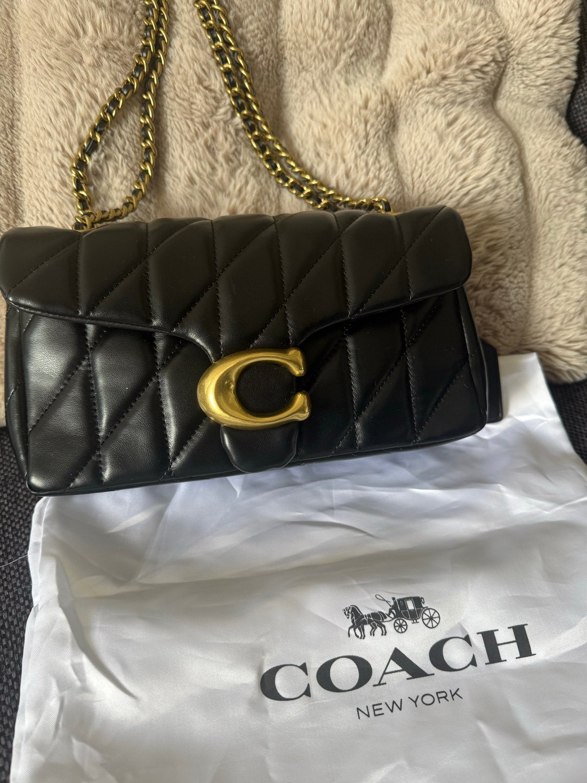 Coach Tabby 26 Schoudertas Zwart Gewatteerd Leer, Verzenden, Zo goed als nieuw, Zwart, Schoudertasje