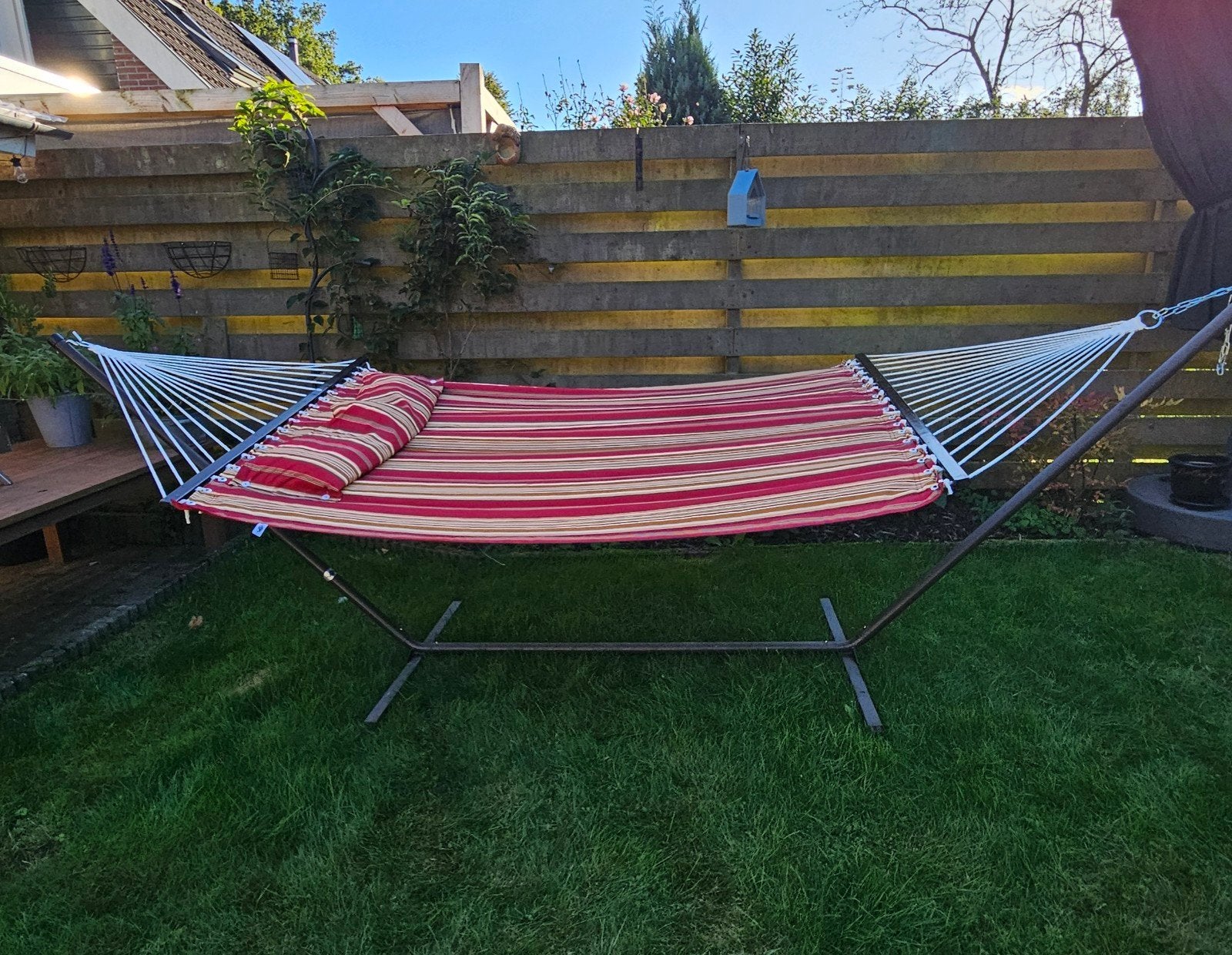 Comfortabel 2 persoons hangmat met standaard, Tuin en Terras, Ophalen, Gebruikt, Meerpersoons, Met standaard
