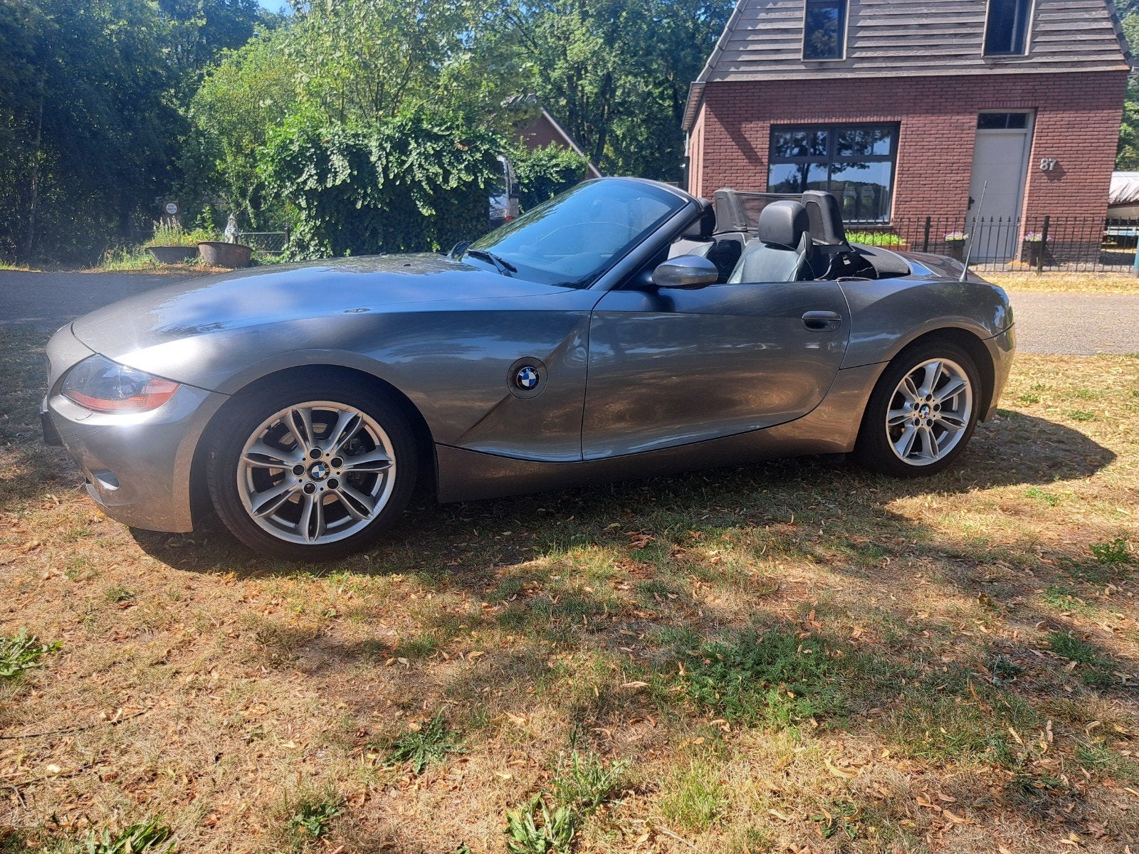 BMW Z4 2.5 6CIL. AUTOMAAT. 2003. Nieuwe apk., Auto's, BMW, Particulier, Te koop