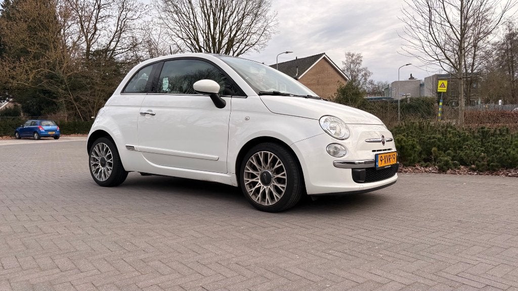Fiat 500 0.9 Twinair C 2014 Wit met panoramadak en airco, Auto's, Voorwielaandrijving, Origineel Nederlands, Handgeschakeld, 26 km/l