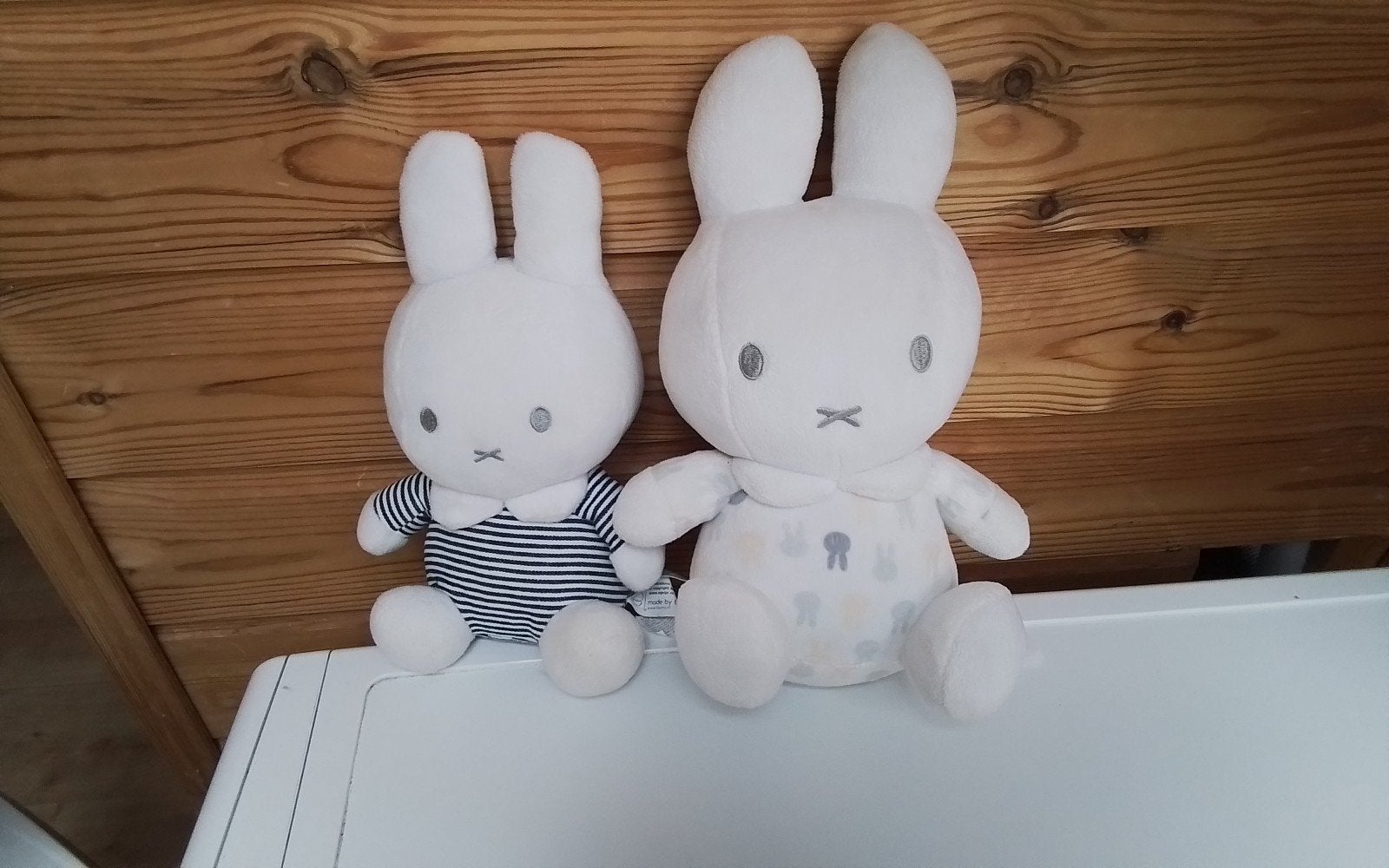 Twee nijntje knuffels., Ophalen of Verzenden, Gebruikt, Konijn