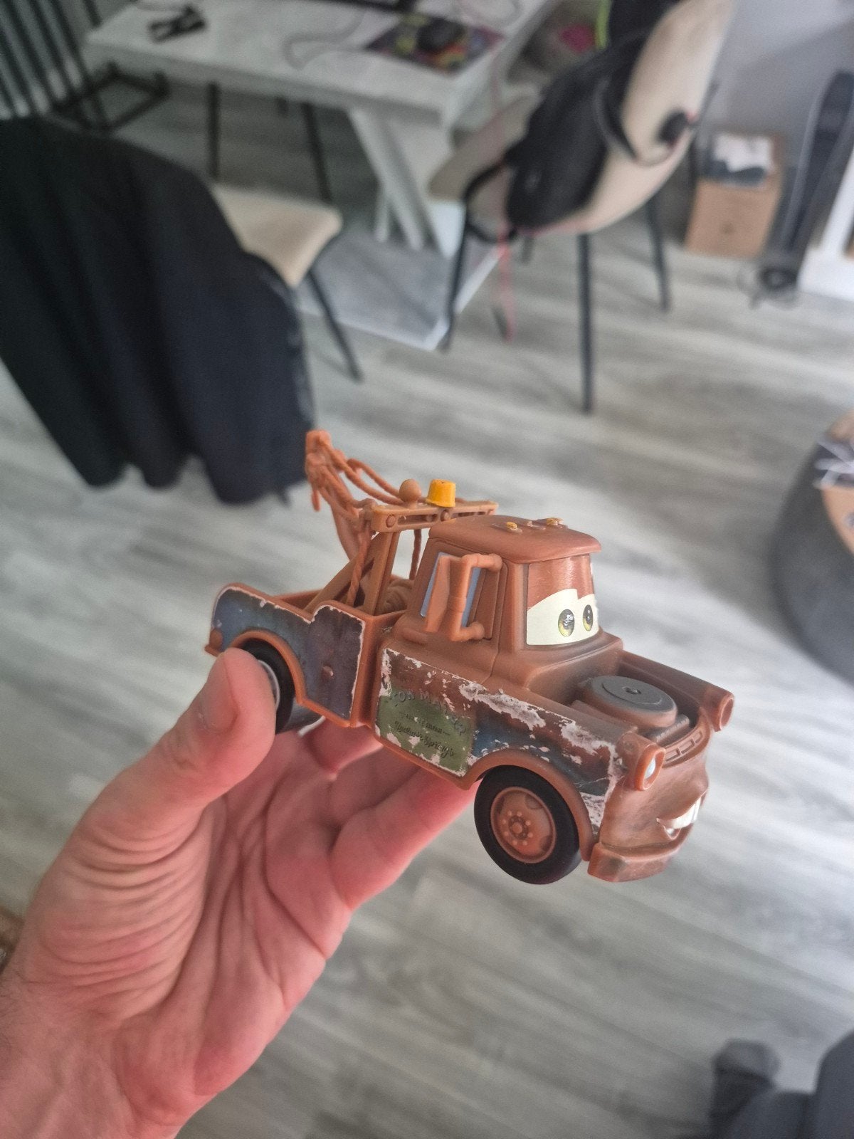 Takelwagen Mater uit Disney Cars - Speelgoedauto, Ophalen of Verzenden, Gebruikt