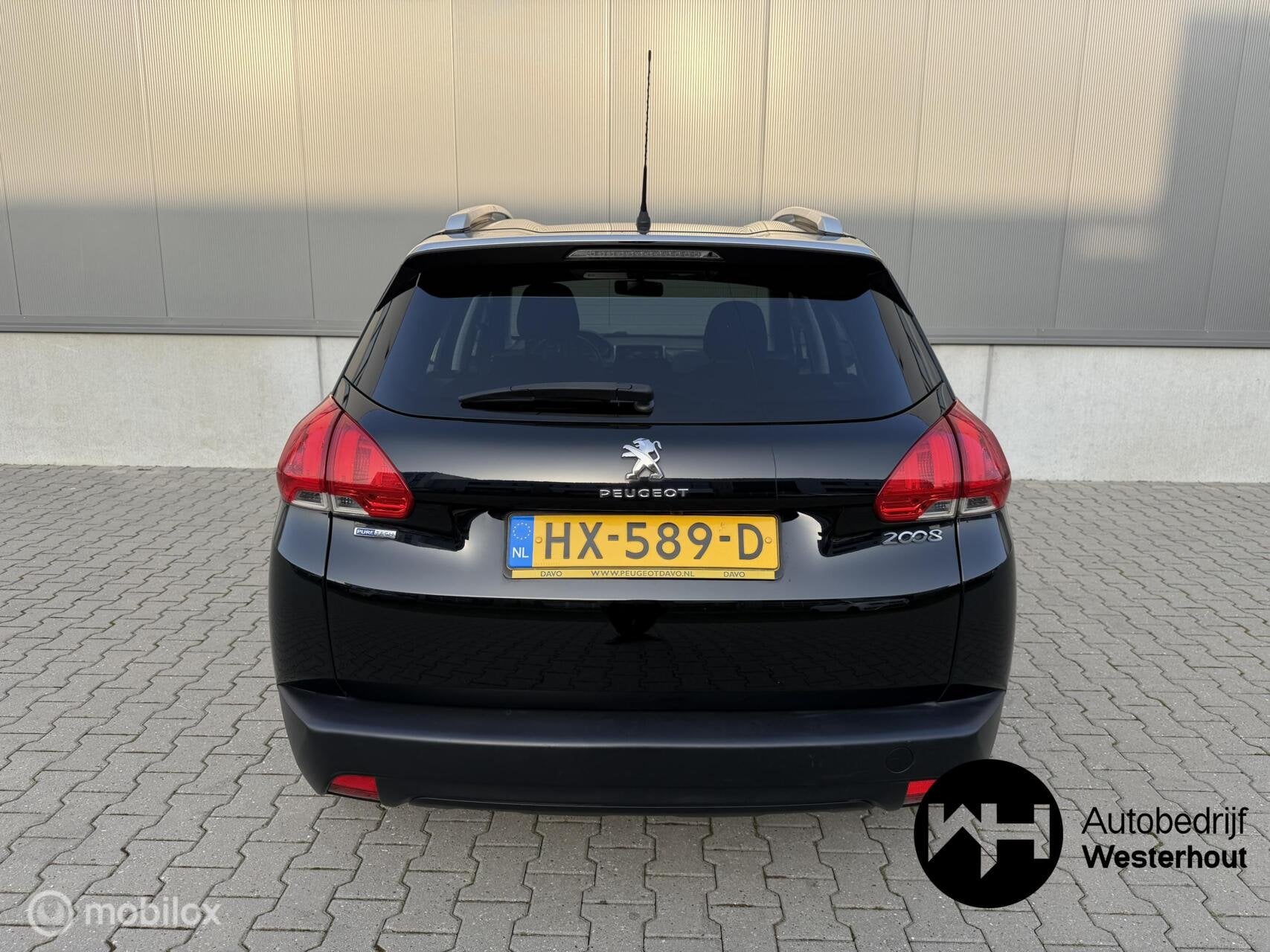 Foto 9 van Peugeot 2008 1.2 PureTech Active NWE APK PANO NAVI CAMERA