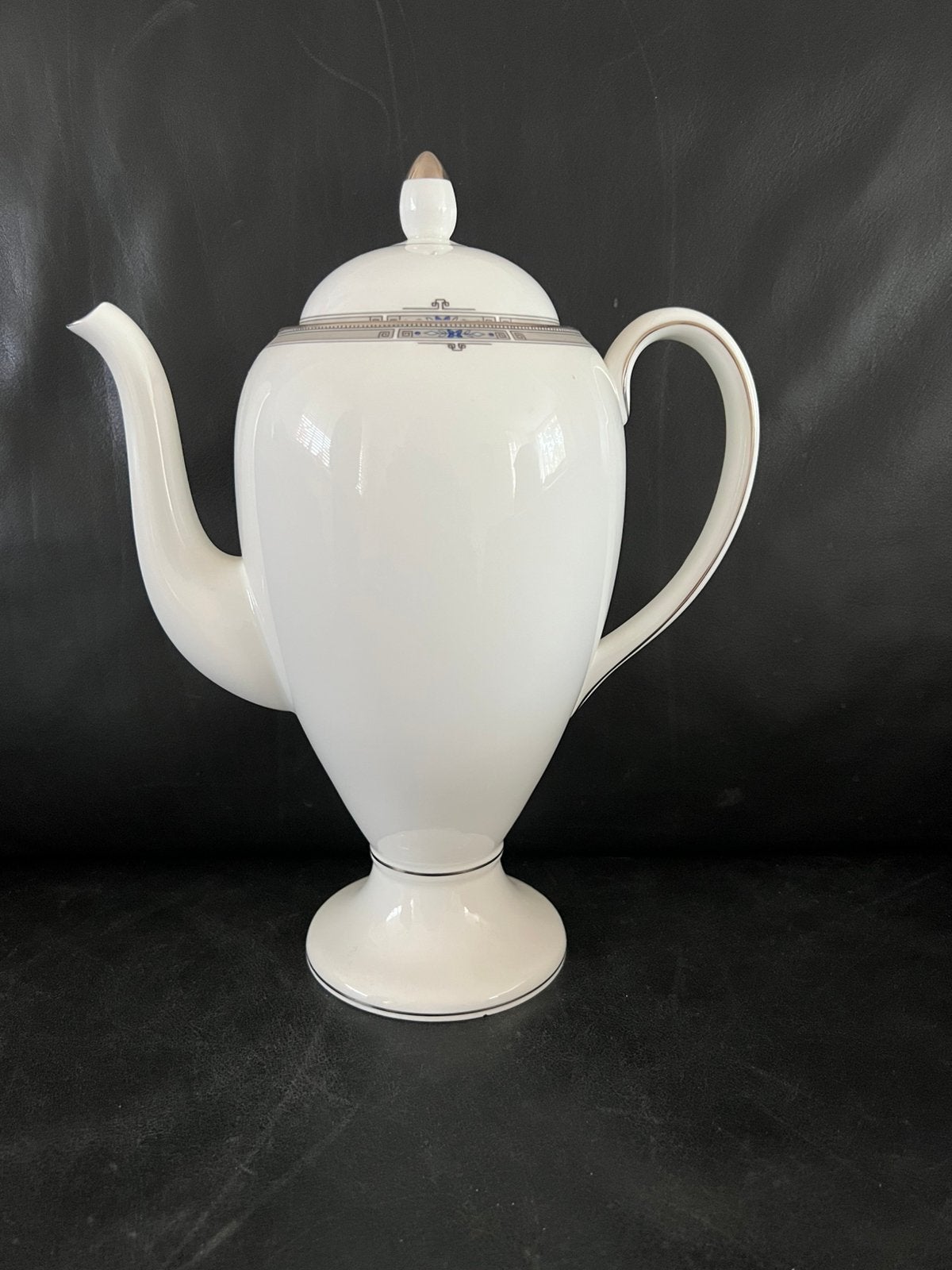 Wedgwood Amherst koffiepot 26,5 cm, Ophalen, Gebruikt, Aardewerk, Overige typen