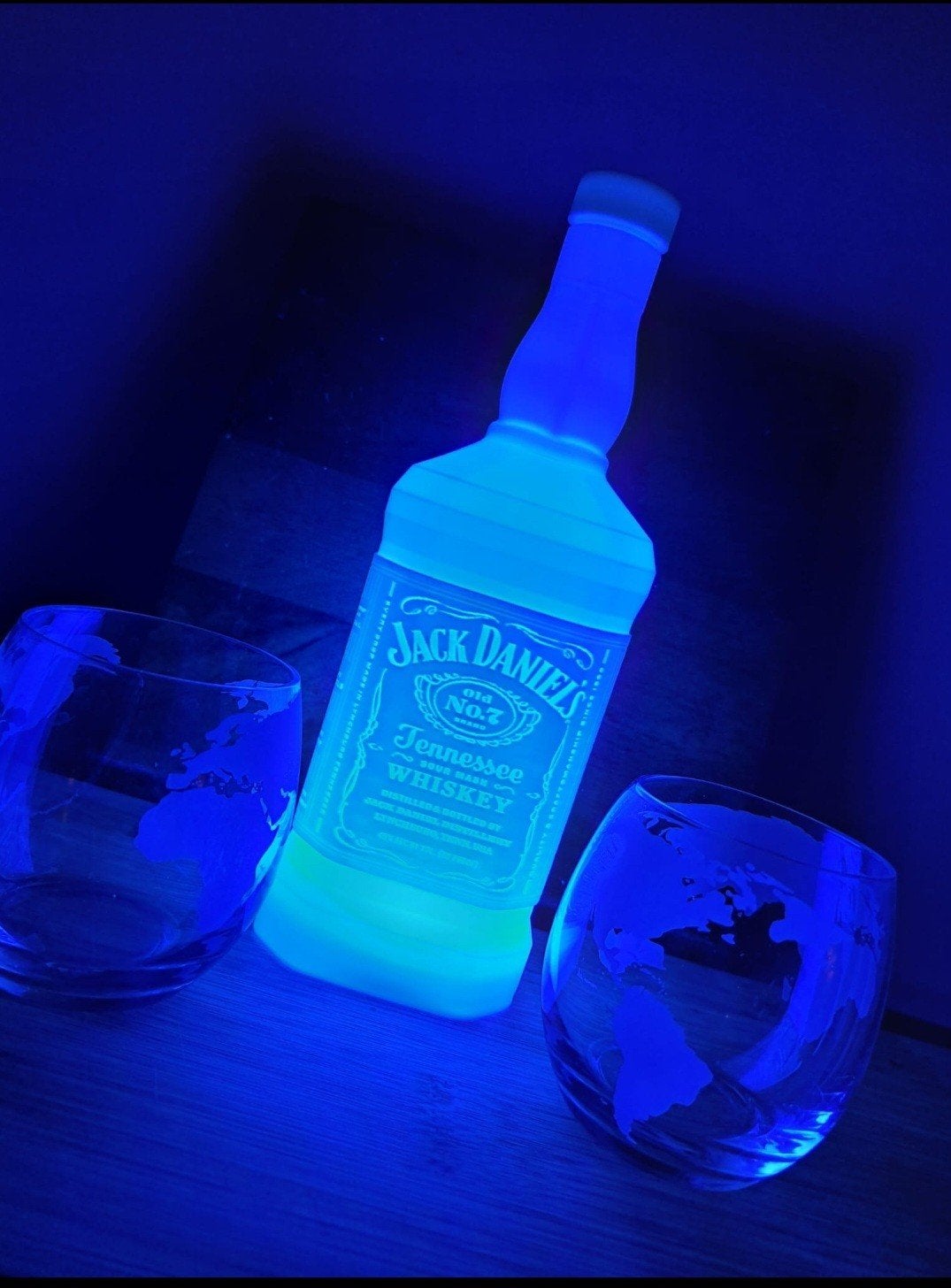 Jack Daniels fles lamp met kleurverandering en glazen, Overige merken, Meerkleurig, Overige fittingen, Ophalen of Verzenden