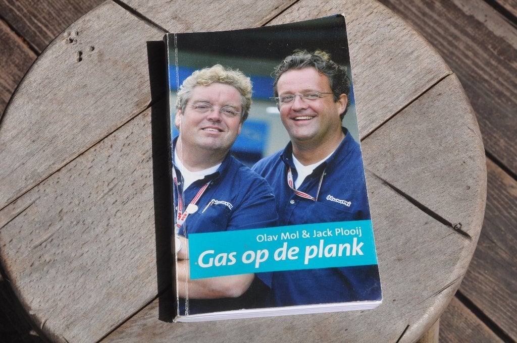 Gas op de plank van Olav Mol en Jach Plooij, Ophalen of Verzenden, Gelezen, Balsport