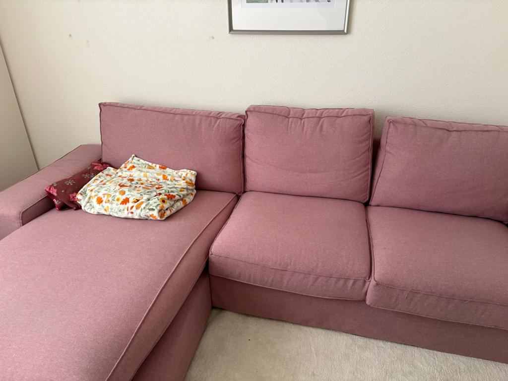 roze hoekbank met chaise longue, Ophalen, 250 tot 300 cm, Gebruikt, 100 tot 125 cm