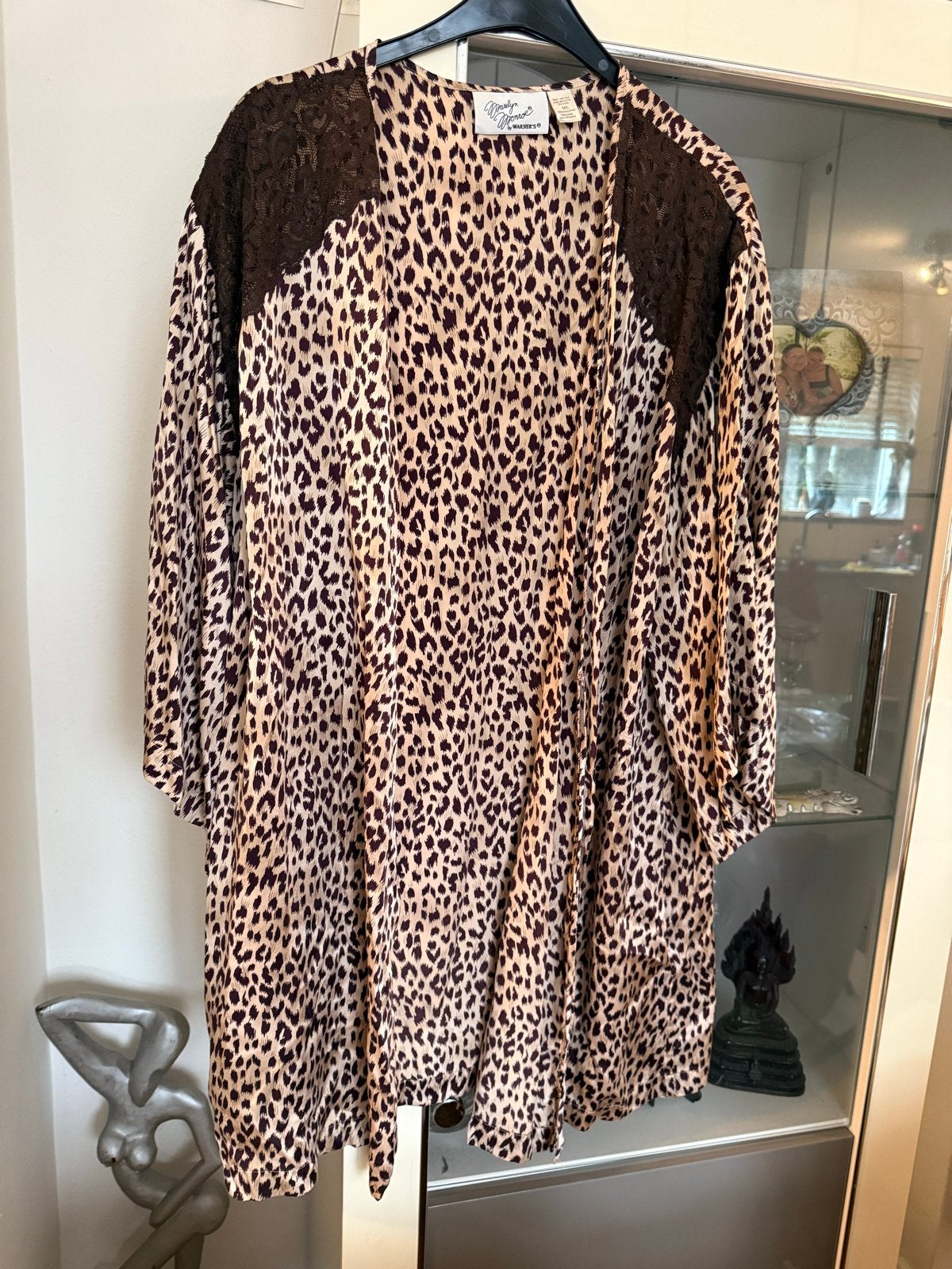 Marilyn Monroe luipaardprint kimono met kant zijde, Kleding | Dames, Ophalen of Verzenden, Zo goed als nieuw