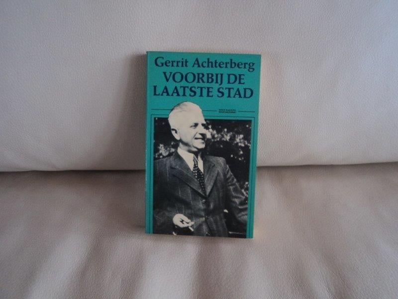 Voorbij de laatste stad, Ophalen of Verzenden, Zo goed als nieuw, Eén auteur