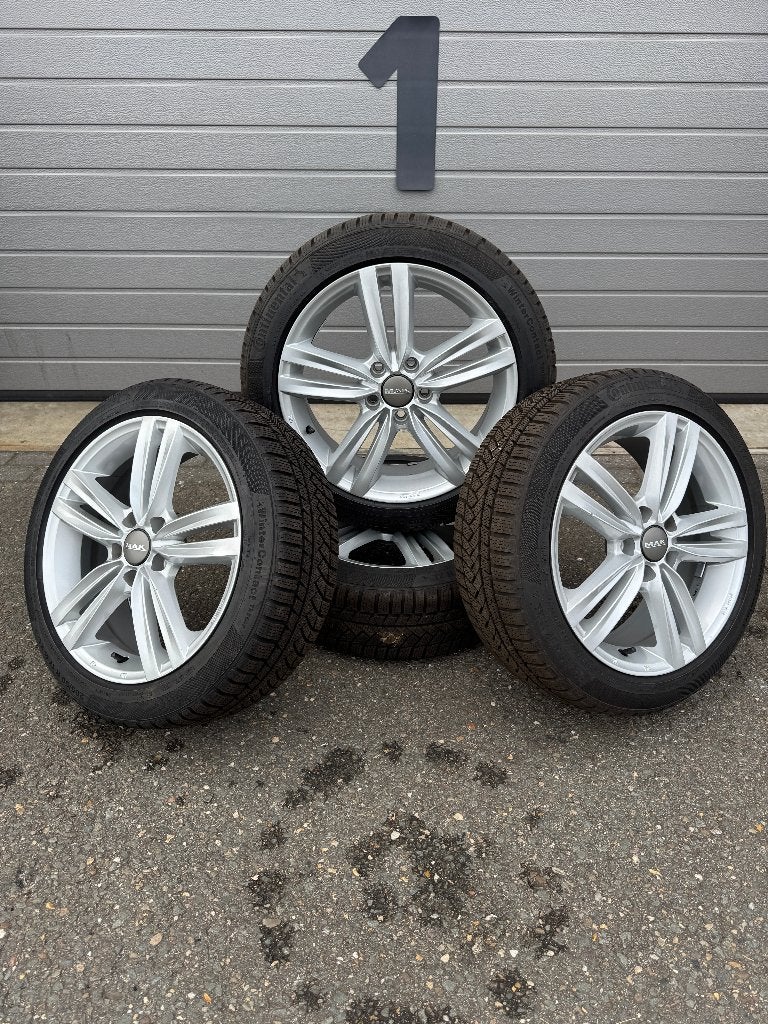 Audi A3 Golf 5 / 6 Seat leon winterbanden Continental set, Ophalen, 18 inch, Gebruikt, Banden en Velgen