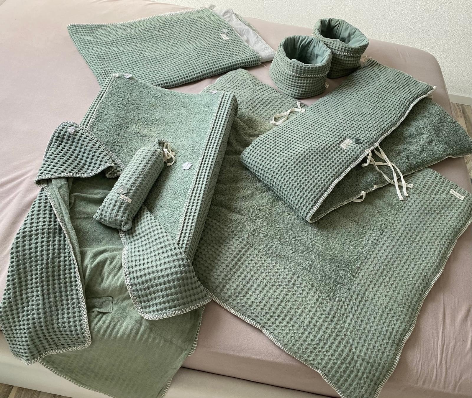 Koeka set groen, Ophalen of Verzenden, Groen, Deken, Koeka