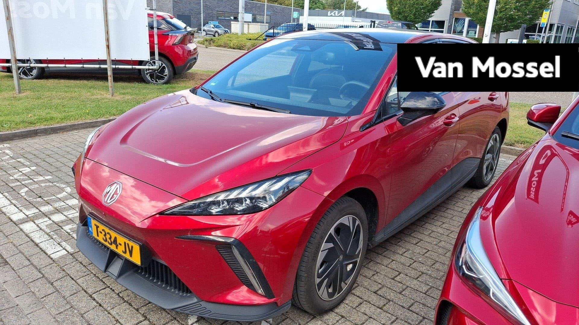 MG 4 Long Range Luxury 64 kWh | Navi | CarPlay | 360 Camera, Auto's, Automaat, 12 maanden, Gebruikt, Automatische klimaatregeling