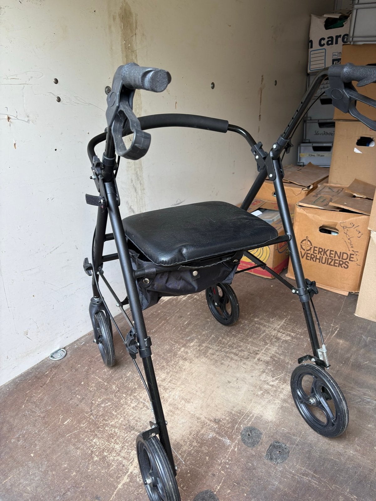 Rollator, Ophalen, Gebruikt