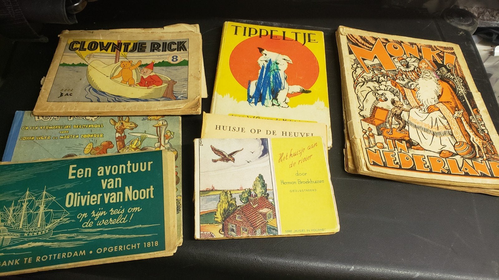 Oude Donald Ducks en plaatjes boeken (1950's), Boeken, Ophalen of Verzenden, Gelezen