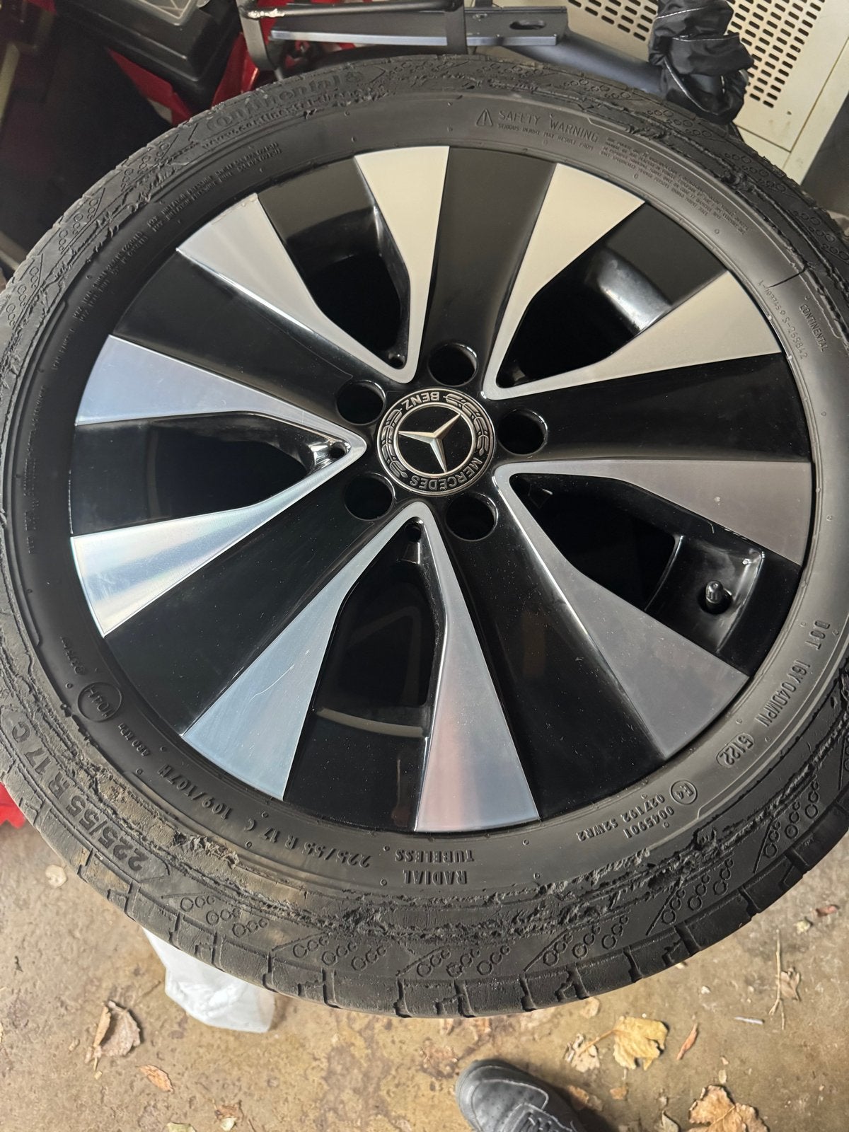 Originele Mercedes Vito W447 EQV 17 inch velgen met banden, Ophalen, Gebruikt