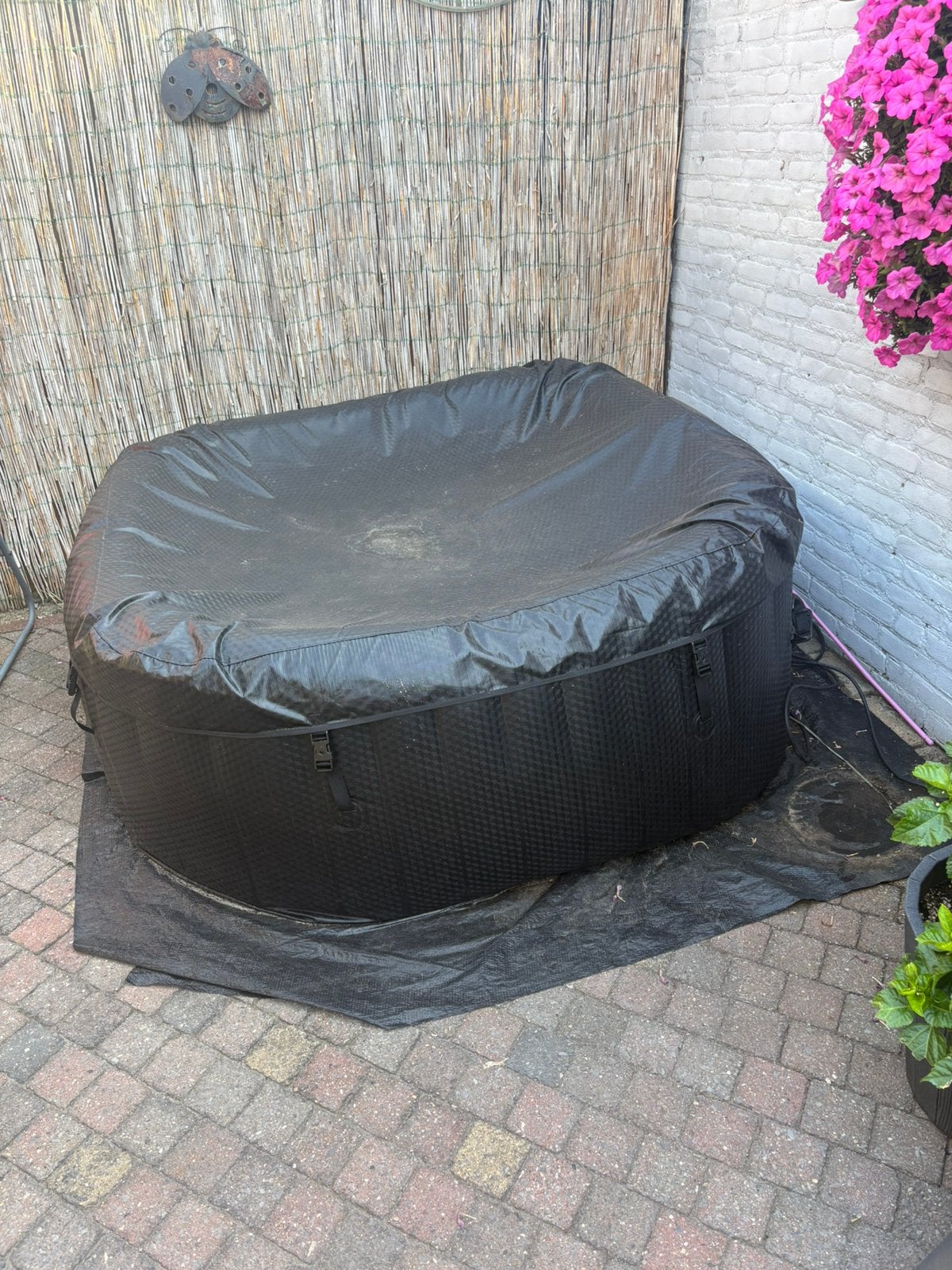 Opblaasbare jacuzzi, Ophalen, Zo goed als nieuw