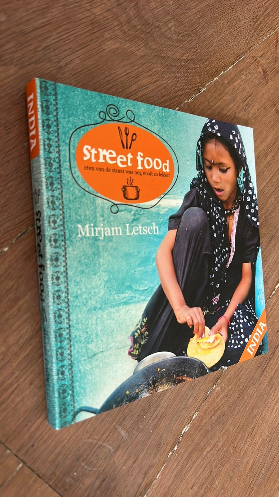 Streetfood kookboek nieuwstaat, Ophalen, Zo goed als nieuw