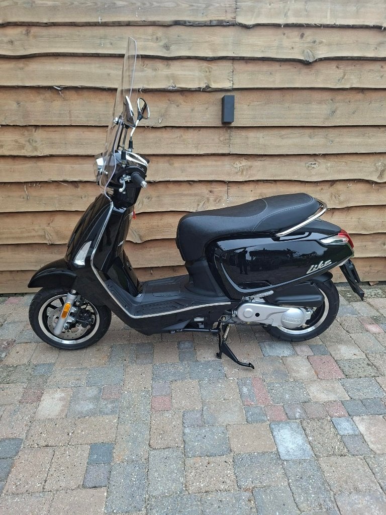 Kymco New Like (zo goed als nieuw), Fietsen en Brommers, Snorfietsen en Snorscooters, Ophalen, Kymco, Zo goed als nieuw, Benzine