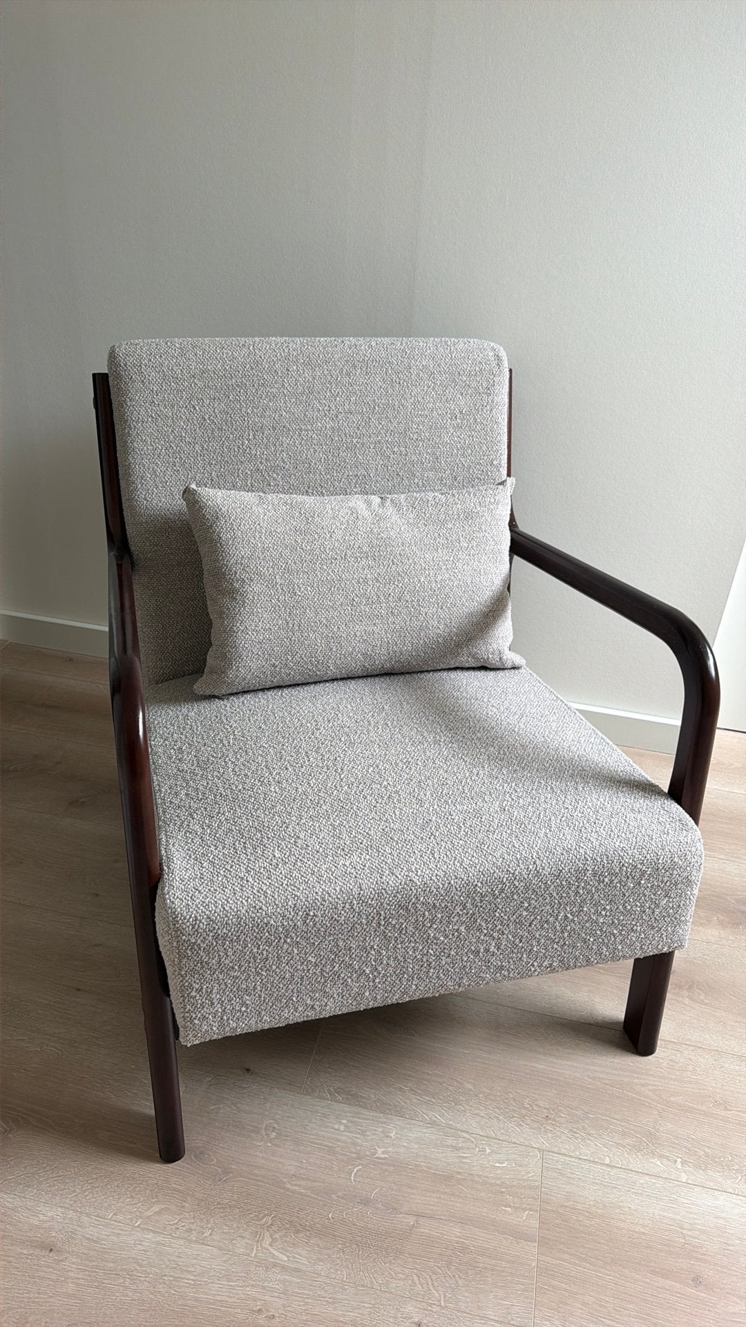 by fonQ Wise Fauteuil - Donker Walnoot - Beige, Ophalen, Zo goed als nieuw, Minder dan 75 cm, 50 tot 75 cm