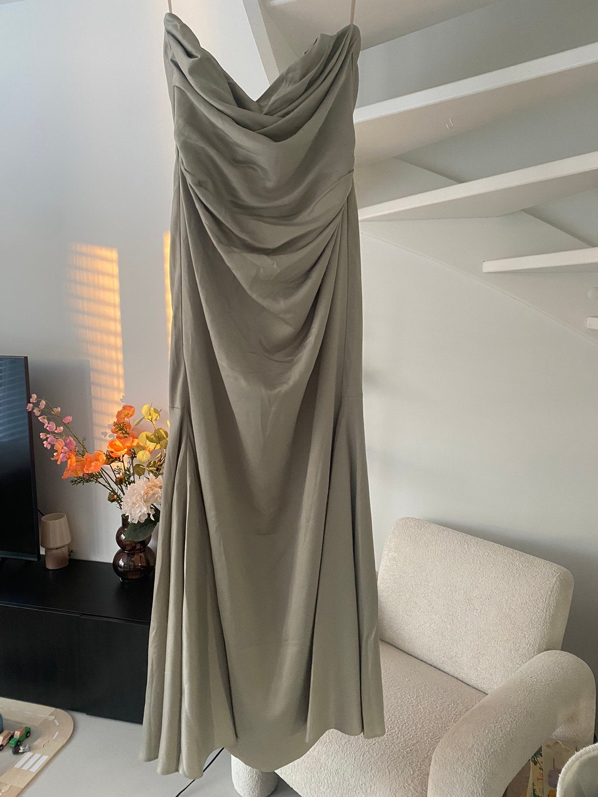 Nieuwe prachtige lange feestjurk ASOS Design!, Kleding | Dames, Ophalen of Verzenden, Nieuw, Maat 46/48 (XL) of groter