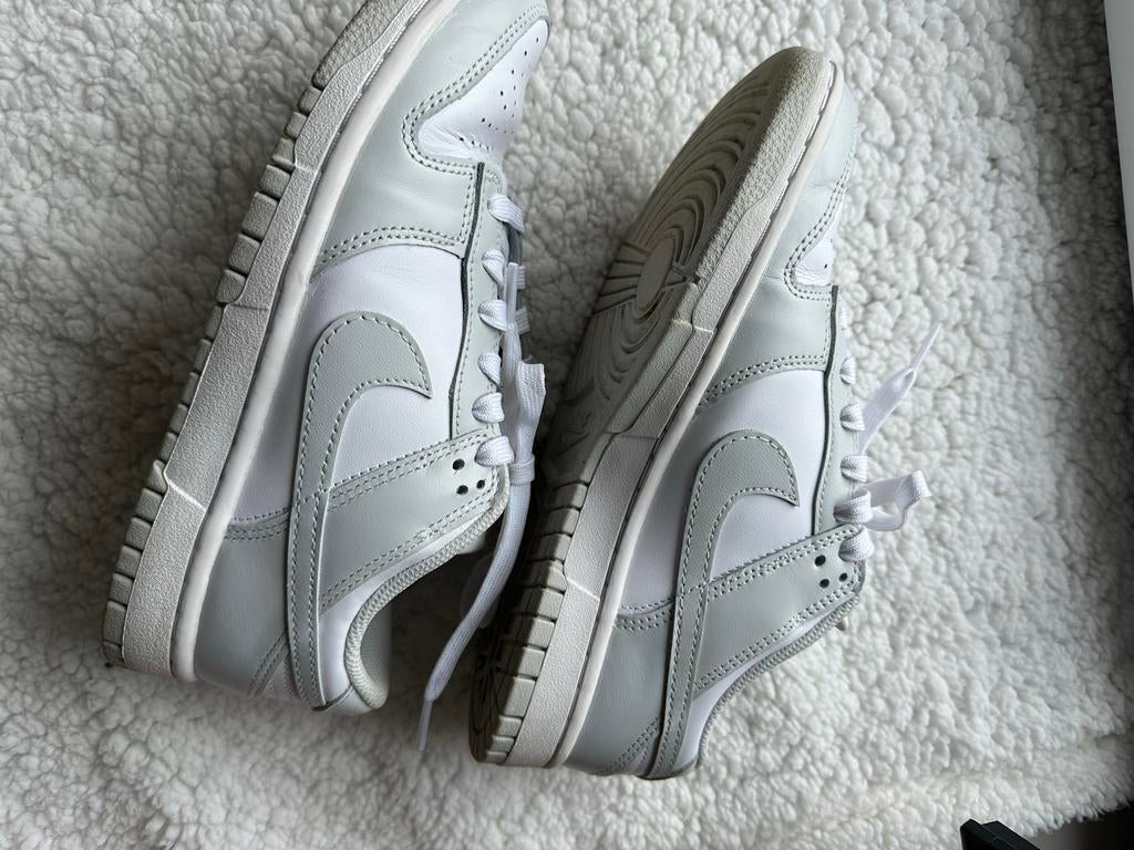 Nike Dunk Low 'Grey Fog' sneakers - Maat 38.5, Kleding | Dames, Schoenen, Ophalen, Gedragen, Grijs, Sneakers of Gympen