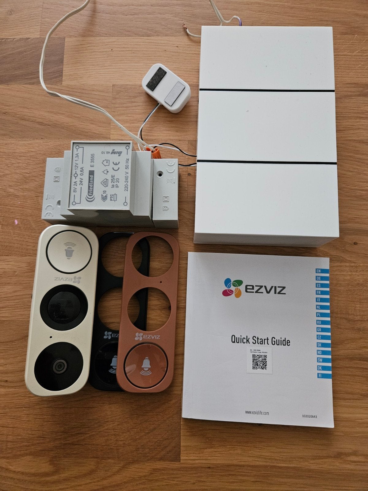 EZVIZ  camera deurbel met trafo., Ophalen, Bewegingsdetectiesensor, Gebruikt, Bedraad