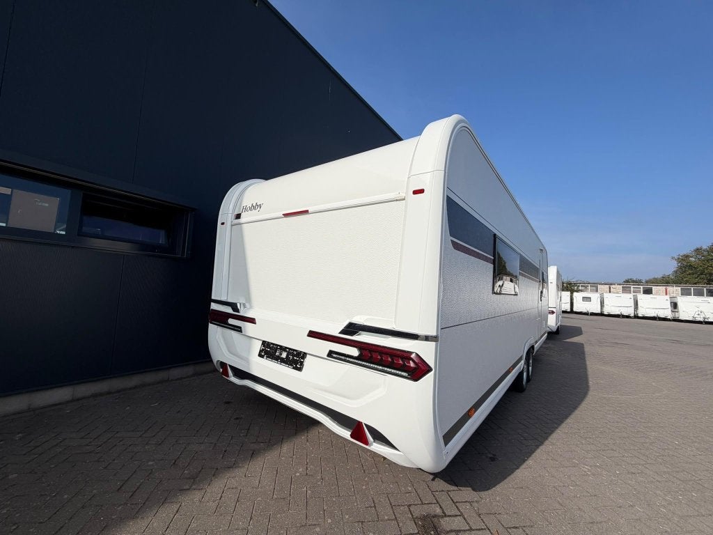 Hobby Prestige 720 WQC Model 2027 en 2500 kg as!, Rondzit, Hobby, Bedrijf, Overige typen