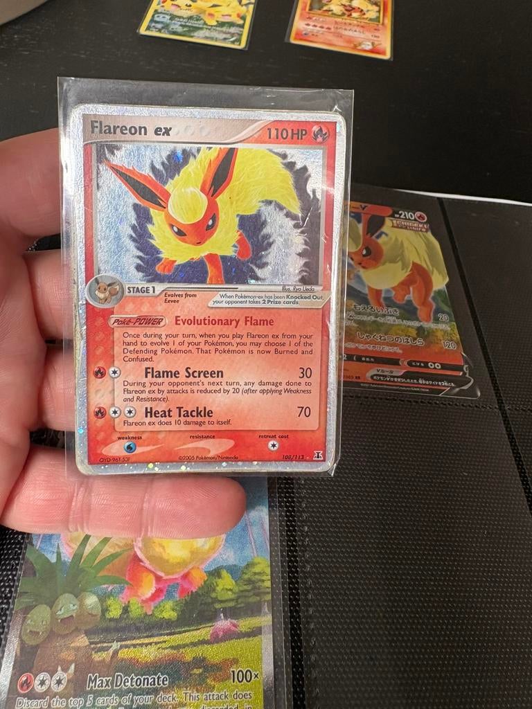Flareon ex unseen forces, Ophalen of Verzenden, Zo goed als nieuw, Meerdere kaarten, Foil