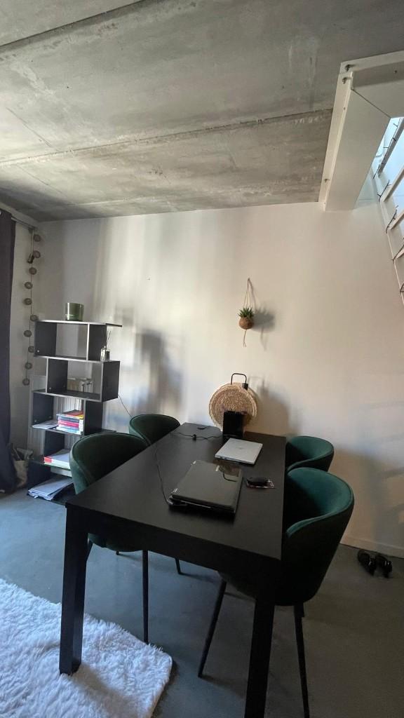 4x stijlvolle stoelen + 1x IKEA tafel te koop, Ophalen, Gebruikt, Rond, 50 tot 100 cm