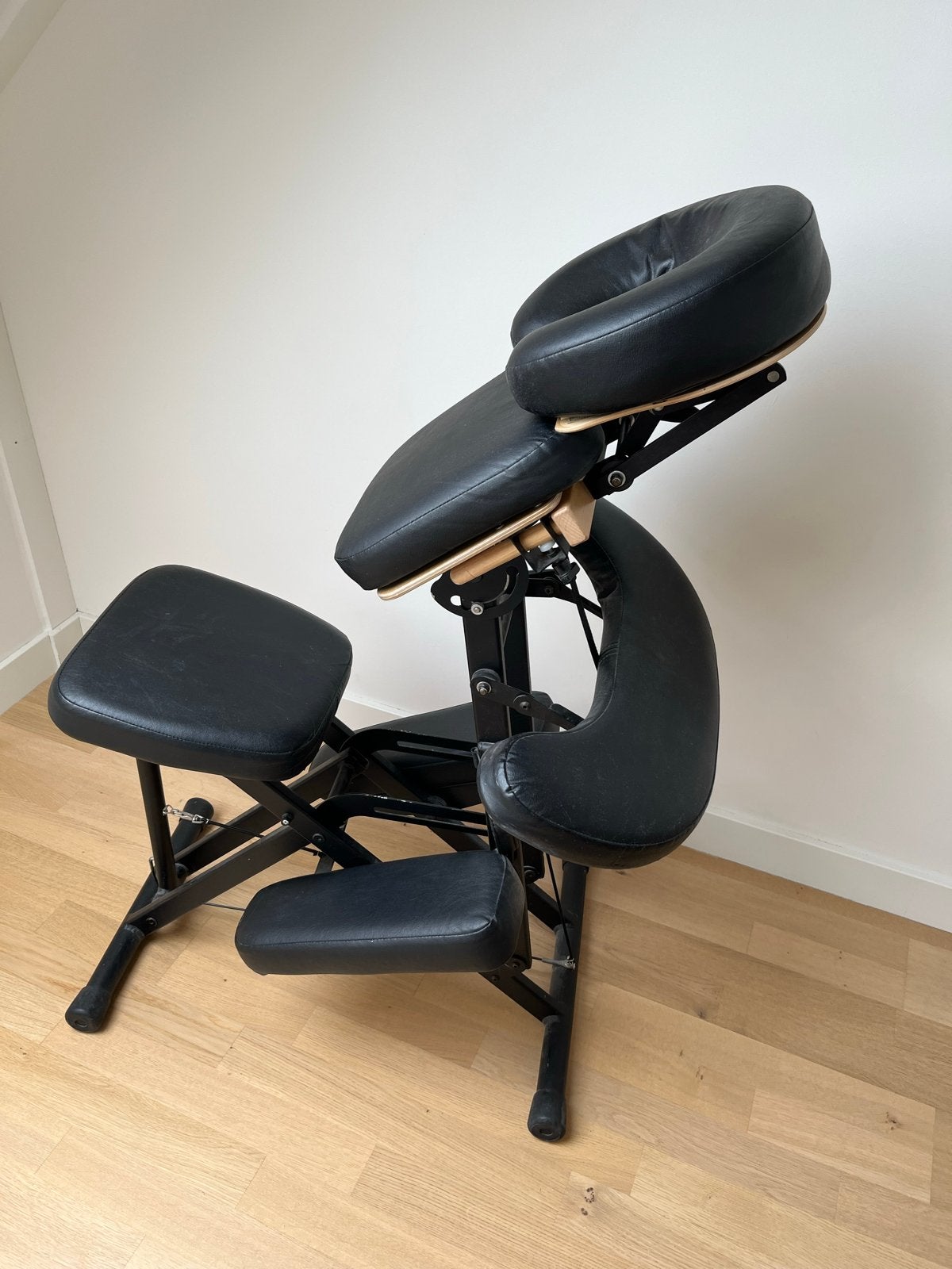 Custom craftwork massage stoel, Ophalen, Zo goed als nieuw, Massagestoel of Kussen