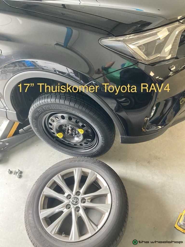 Thuiskomer Reservewiel Toyota Yaris Corolla & Cross CHR 17 i, Gebruikt, -, Banden en Velgen, Ophalen of Verzenden