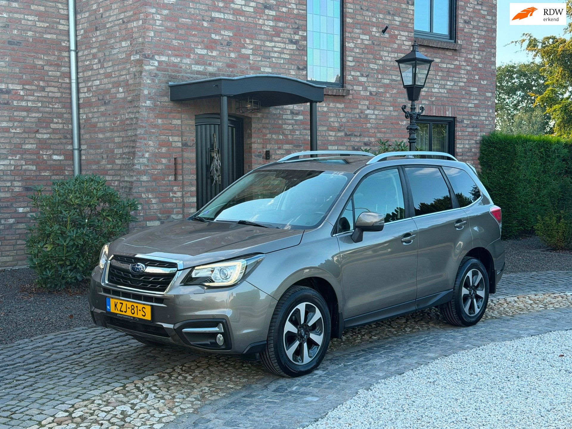 Subaru FORESTER 2.0 Premium Automaat Leer Panodak, Auto's, Automaat, Dealer onderhouden, 15 km/l, 4 cilinders
