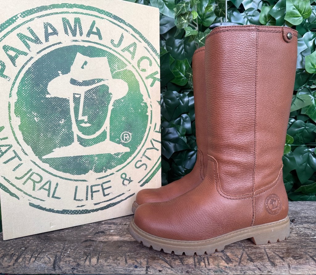 Bijna Nieuwe gevoerde laarzen van Panama Jack maat 37, Kleding | Dames, Schoenen, Hoge laarzen, Bruin, Ophalen of Verzenden, Zo goed als nieuw