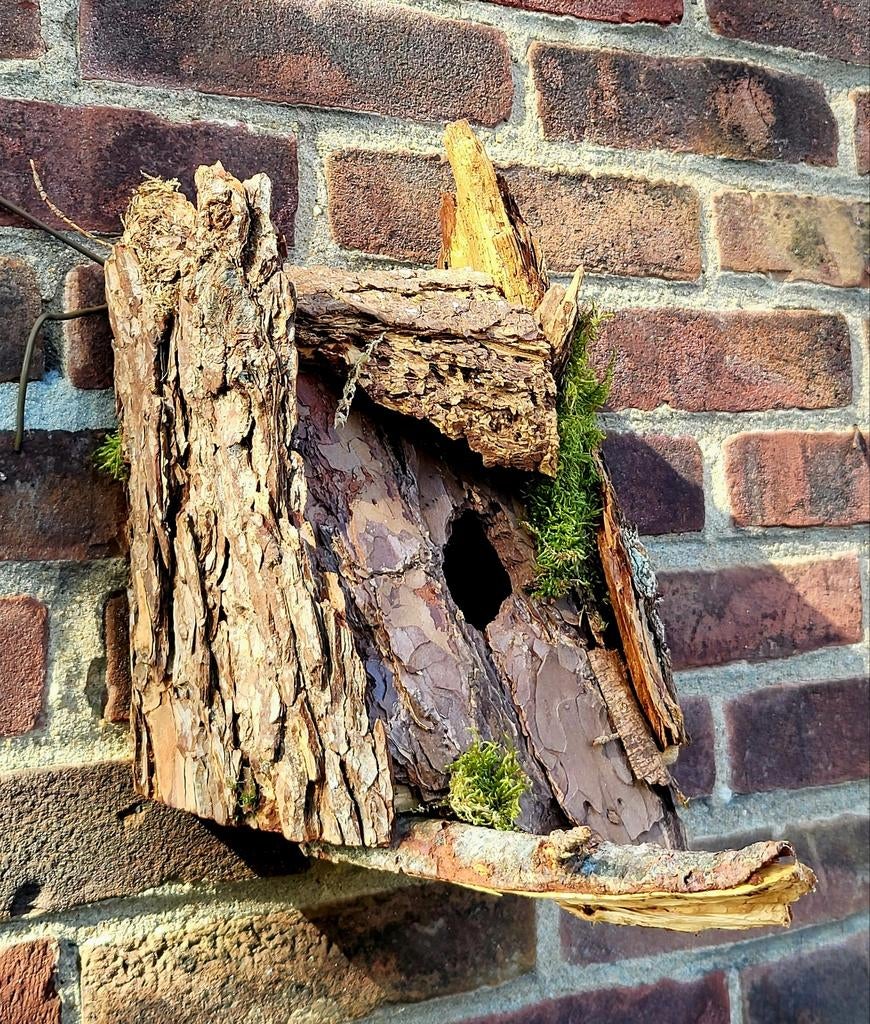Hout-creaties: houten lijsten, vogelhuisje, 'phone-charger', Ophalen, Zo goed als nieuw