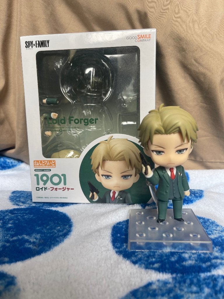 Spy x Family Loid figure, Verzenden, Gebruikt
