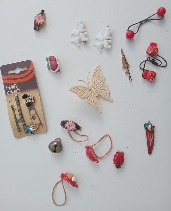 Haarspelden, broche, belletje, vintage, Oosterveldweg 15, 7274 DZ, Zo goed als nieuw, Stichting Angel's Choice, Angelschoice@gmail.com