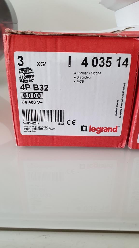 Legrand 4P B32 6000 MCB en 4P 25A 30mA Type AC RCCB, Ophalen of Verzenden, Nieuw, Overige typen