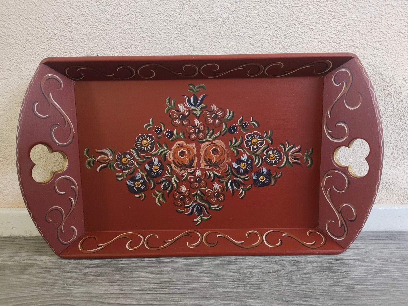 Houten dienblad in Hindelooper stijl TEAB, Huis en Inrichting, Gebruikt, Met afbeelding/tekst, Ophalen of Verzenden, Dienblad