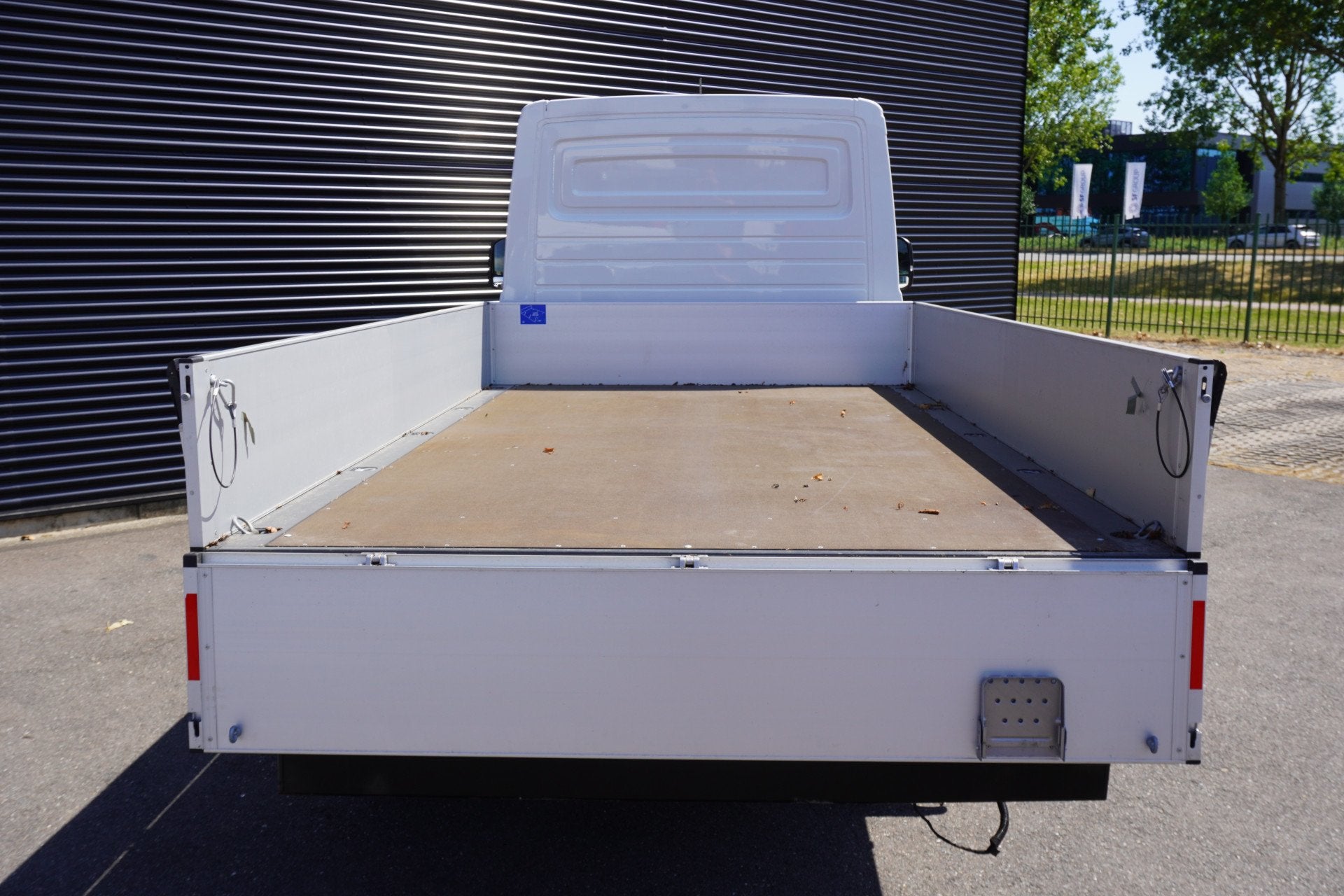 MAN TGE 180pk Automaat Dubbellucht open laadbak Tacho Cruise, Automaat, Achterwielaandrijving, Gebruikt, 4 cilinders