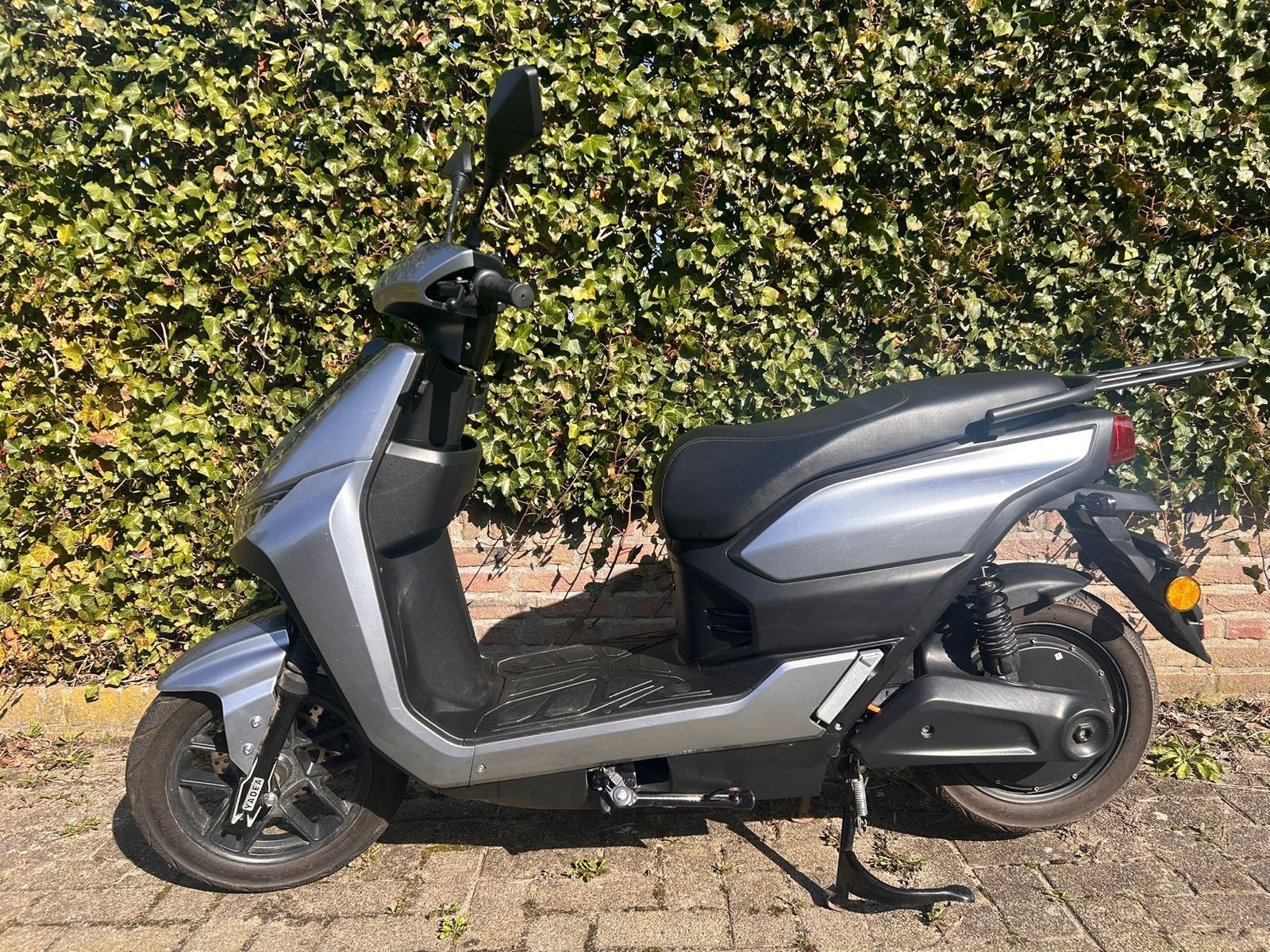 Yadea T9L Elektrische Scooter, Fietsen en Brommers, Ophalen, Gebruikt, Elektrisch, Overige merken