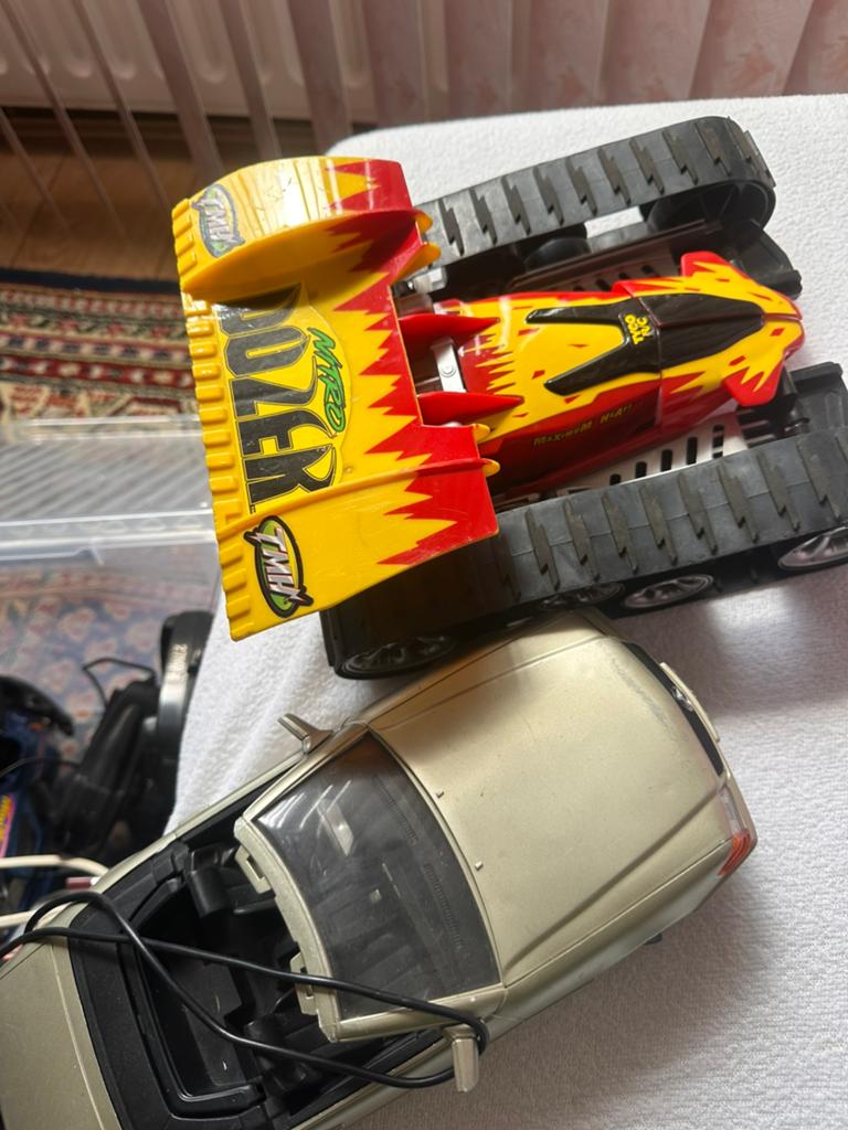 RC auto's en rupsvoertuig - Diverse modellen, Hobby en Vrije tijd, Modelbouw | Radiografisch | Auto's, Gebruikt, Auto offroad