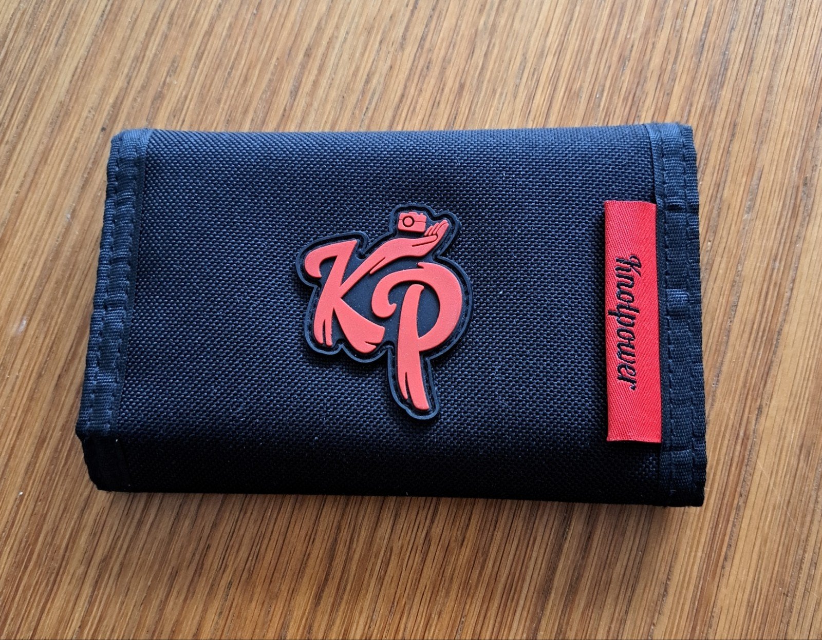 Nieuw Zwarte Knolpower portemonnee met een rood KP logo, Ophalen of Verzenden, Nieuw, Zwart