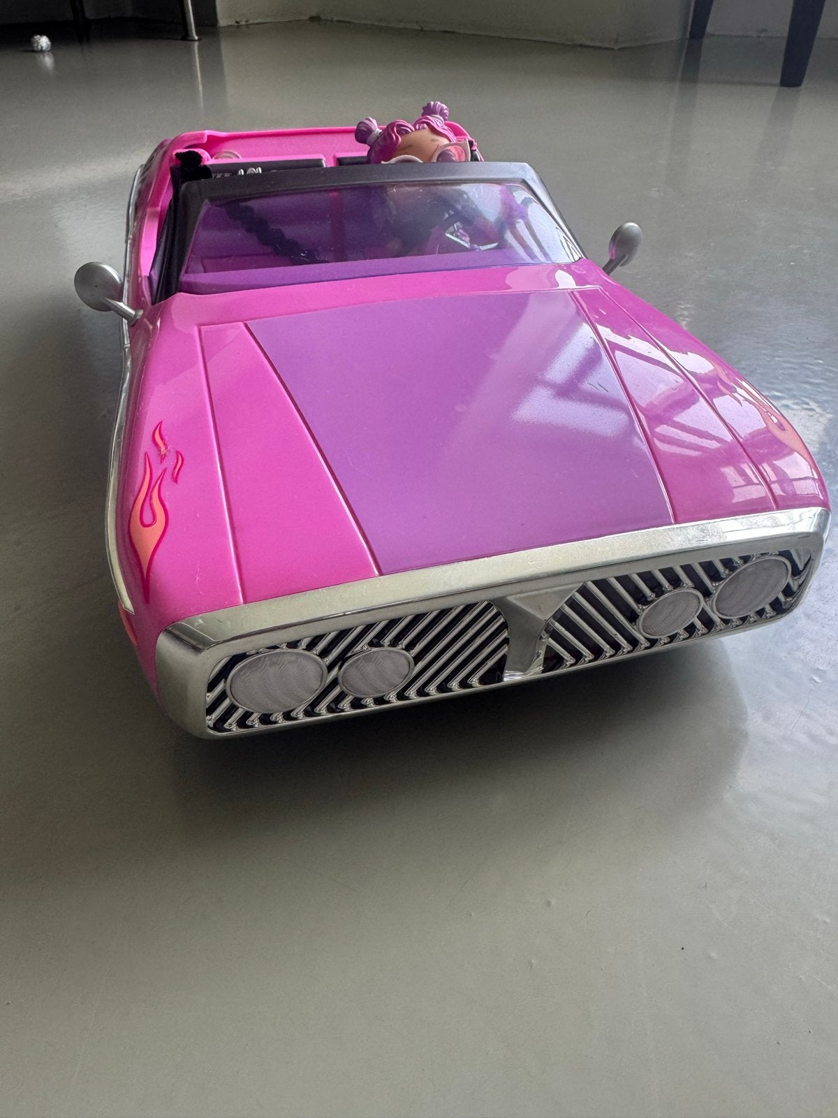 L.O.L. Surprise! OMG Glamper Roze Auto met Poppen, Ophalen of Verzenden, Zo goed als nieuw, Afstandsbediening