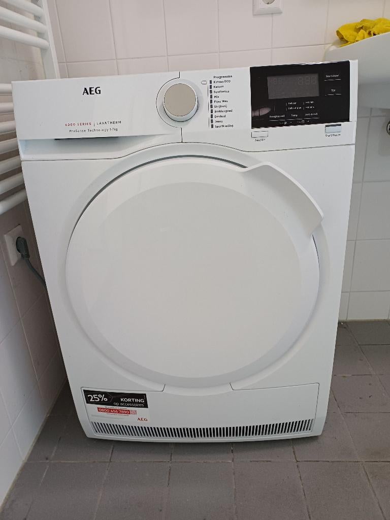 Condensdroger van AEG, Witgoed en Apparatuur, Wasdrogers, Ophalen, 6 tot 8 kg, Gebruikt, Voorlader