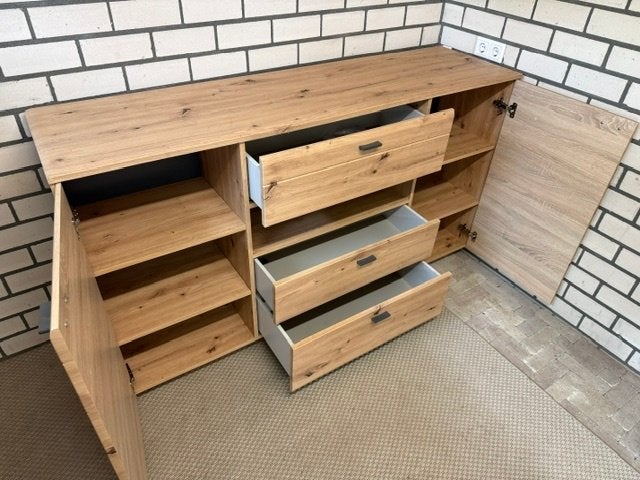 Te Koop zeer mooie Moderne Woonkamer Dressoirs, Ophalen, 150 tot 200 cm, Grenenhout, Zo goed als nieuw
