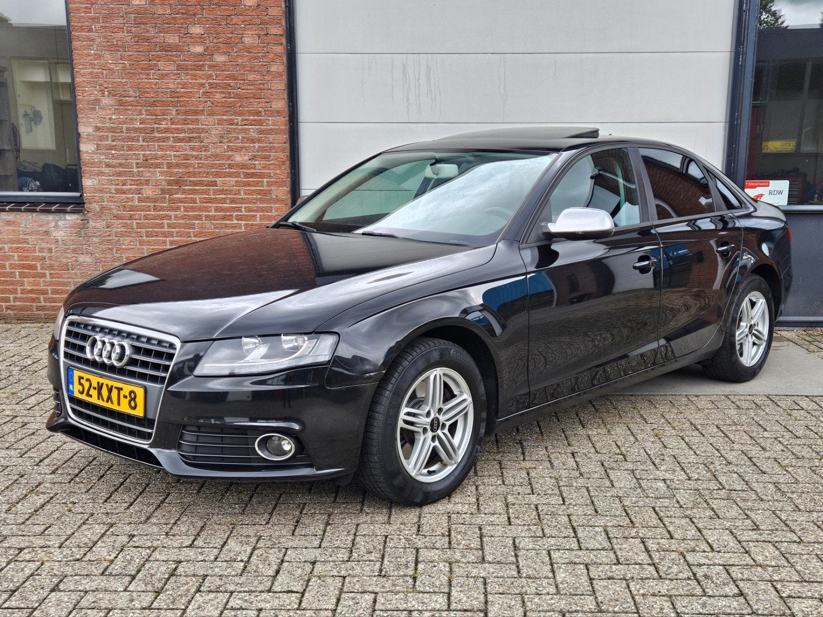 Audi A4 1.8 Tfsi 2010 SPORTSTOELEN LEDER SCHUIFDAK PERFECT!, Auto's, Audi, Zwart, 4 cilinders, 160 pk, A4