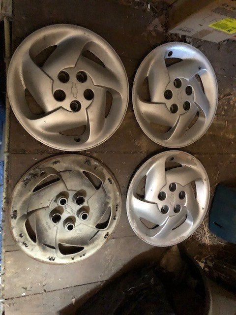 Set van 4 wieldoppen, Chevrolet Beretta, Corsica of Cavalier, Ophalen of Verzenden, Gebruikt