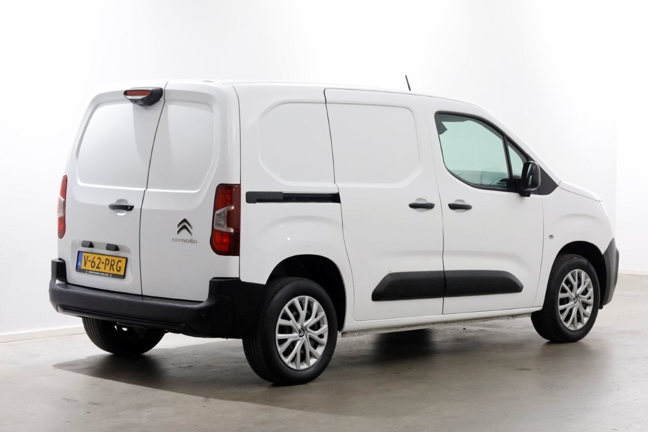 Citroën Berlingo 1.2 PureTech 110pk Benzine Airco/Navi/Came, Gebruikt, 1199 cc, Citroën, Wit